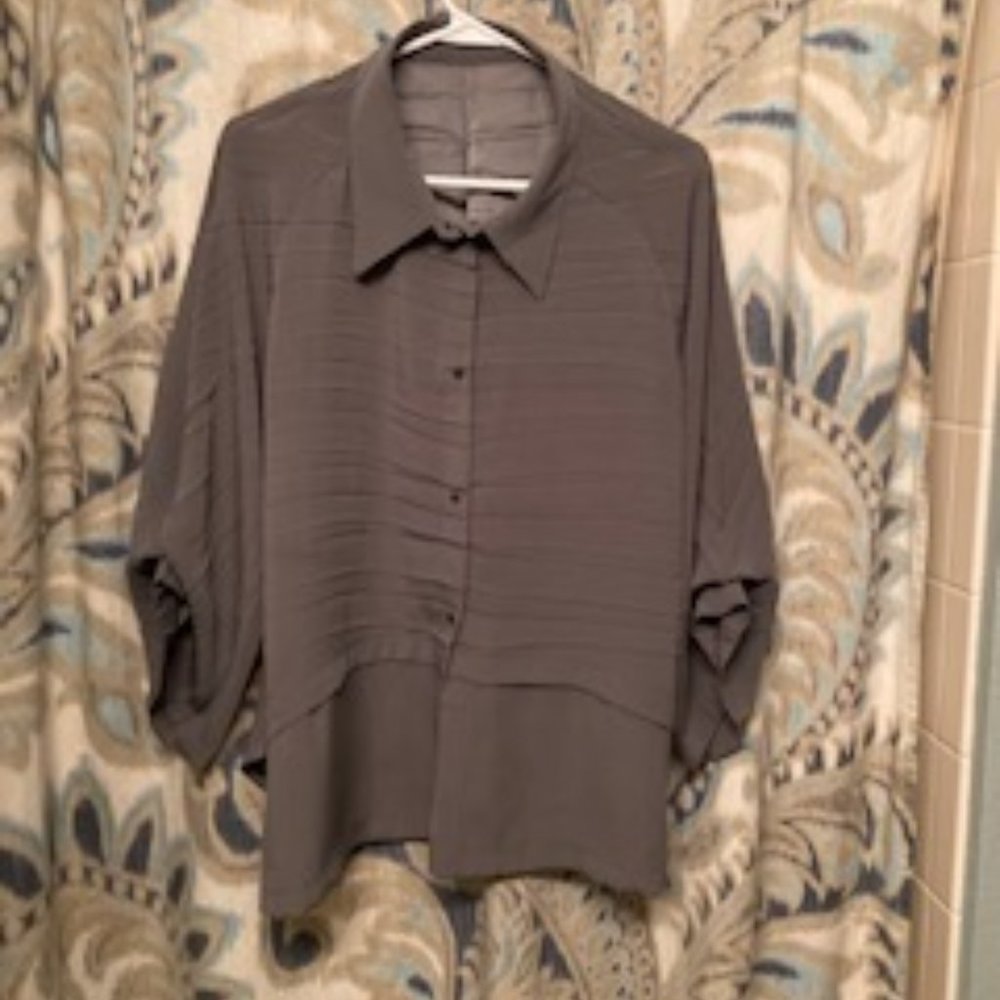 Babette Gray Crinkle top